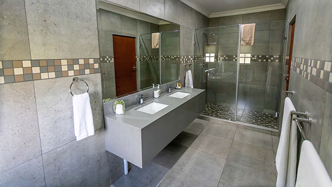 Twin-Room-Image-3